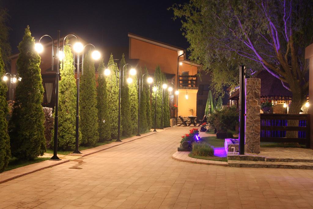 Rixo'S Guesthouse Circea Экстерьер фото